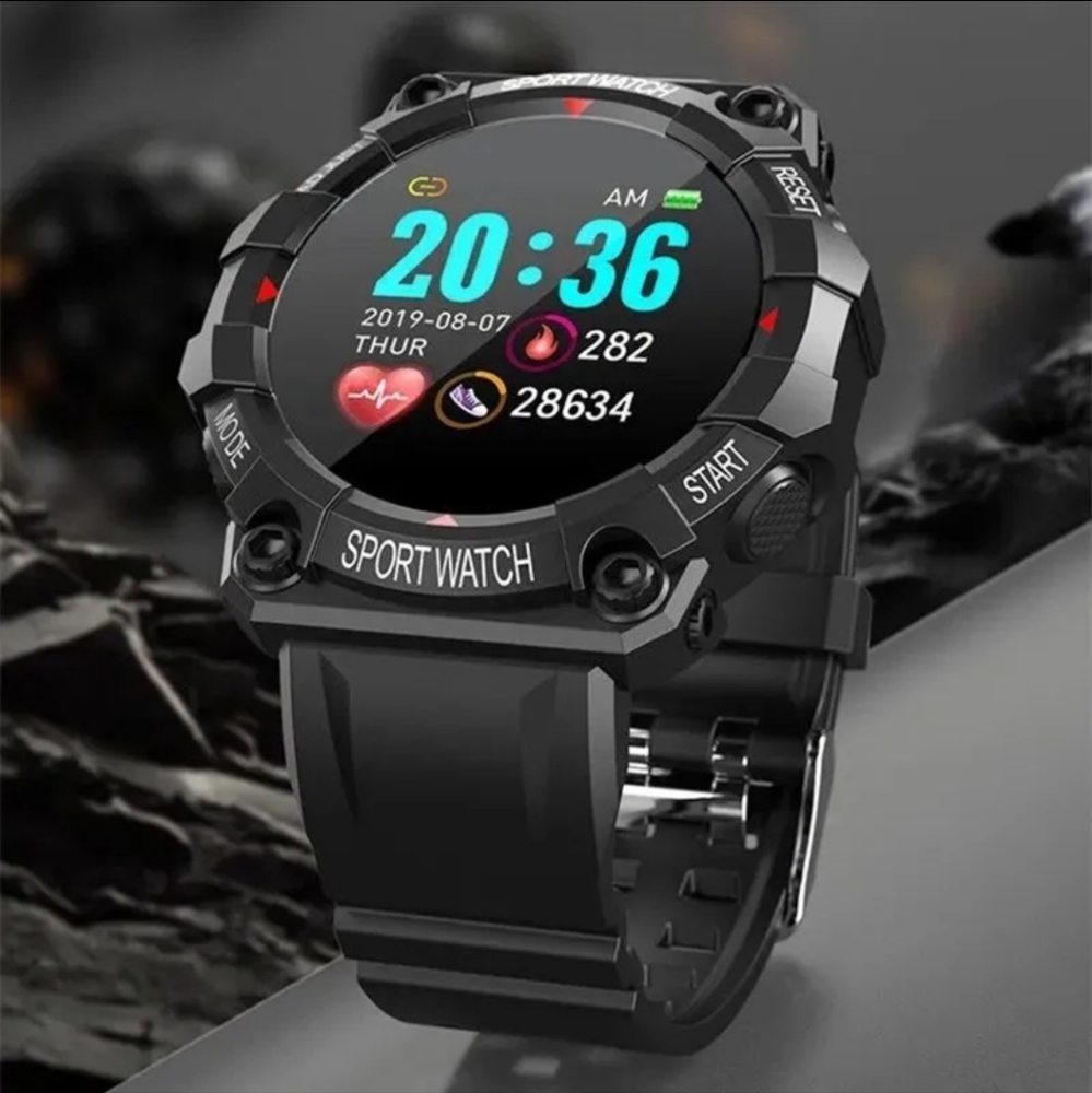 Black Smart Watch - Picture 4 of 9